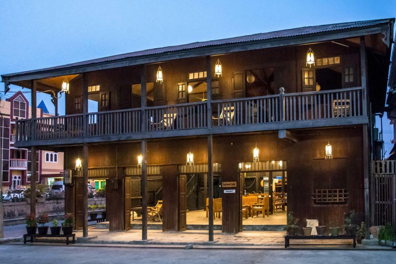 Hardwood Lodge Nyaung Shwe Zewnętrze zdjęcie
